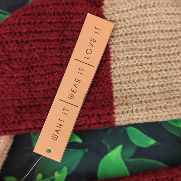 NWT Women's Medium Striped Academia Style Sweater from Almost Famous - Picture 3 of 12